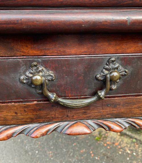 A GEORGE II CARVED MAHOGANY CARD TABLE - ADDITIONAL PHOTO 6