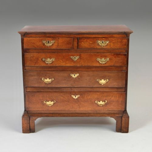 A George III Oak Chest of Drawers