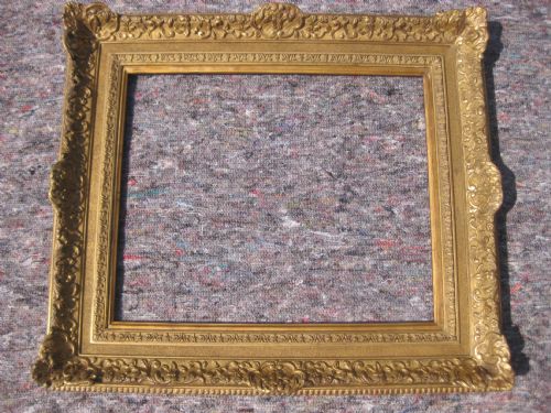 Antique 19th C Victorian 19" X 16" Gilt Gold Leaf Picture Frame. 

