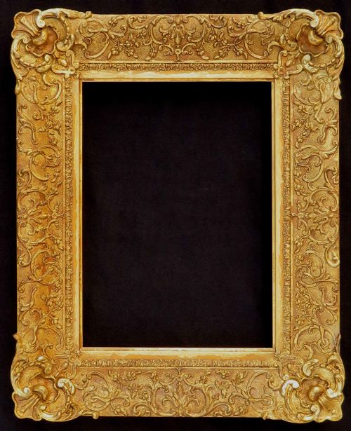 Victorian Gilt Picture Frame. To Fit 14"X 10".