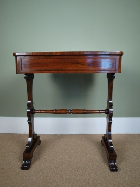 Pretty Victorian Rosewood Side-table