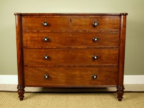 George III Mahogany Chest of Drawers