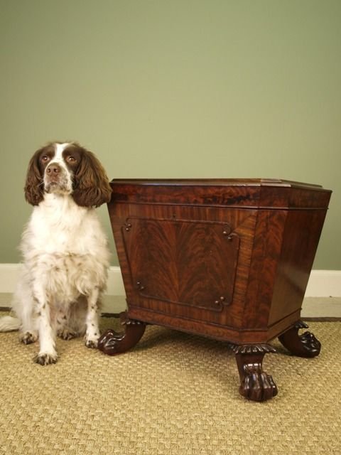 A Superb Georgian Mahogany Cellaret
