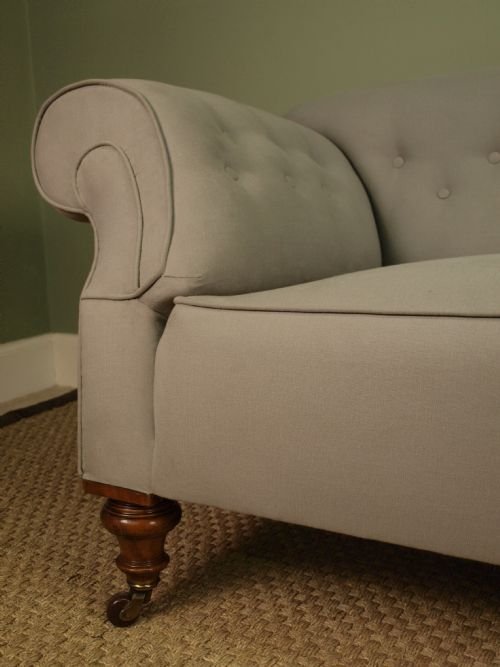 fig 1. A Superb Quality Victorian Chesterfield