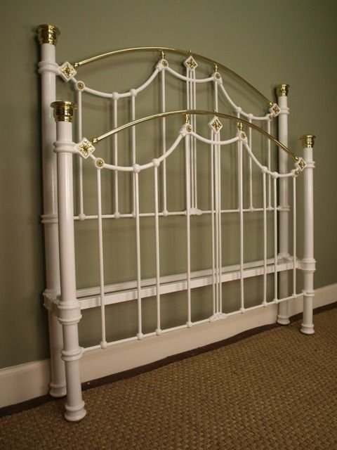 fig 1. A Victorian Brass & Iron Bed 4ft 6 (double)