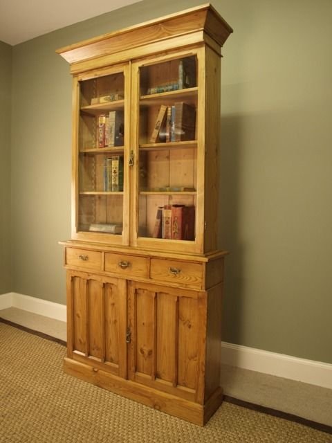 A Small Victorian Pale Pine Bookcase/cabinet