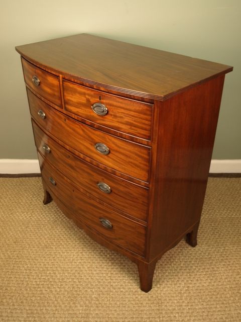 fig 2. A Superb George III Mahogany Bow Front Chest
