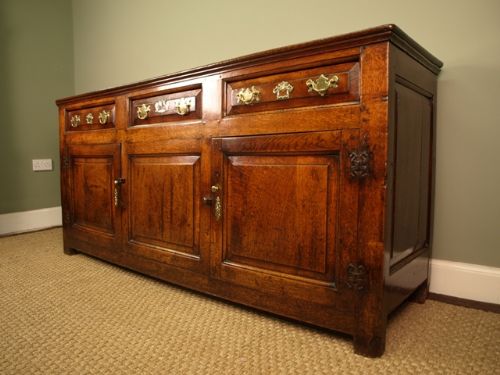 fig 1. 18th Century Oak Dresser Base