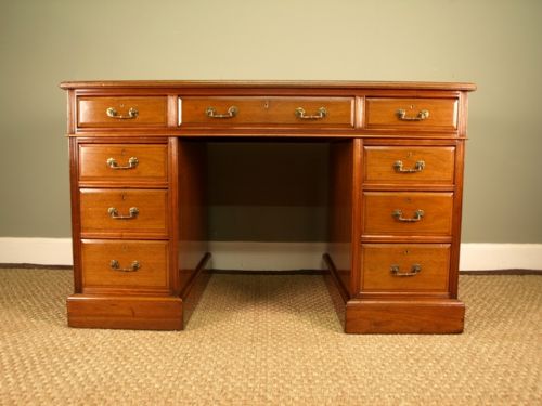 A Victorian Walnut Pedestal Desk