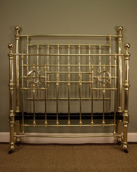Victorian Brass 4ft-6 (Double) Bed