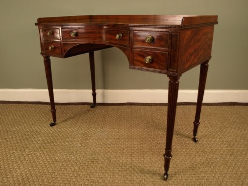 A Fine Mahogany Side Table by Gillows