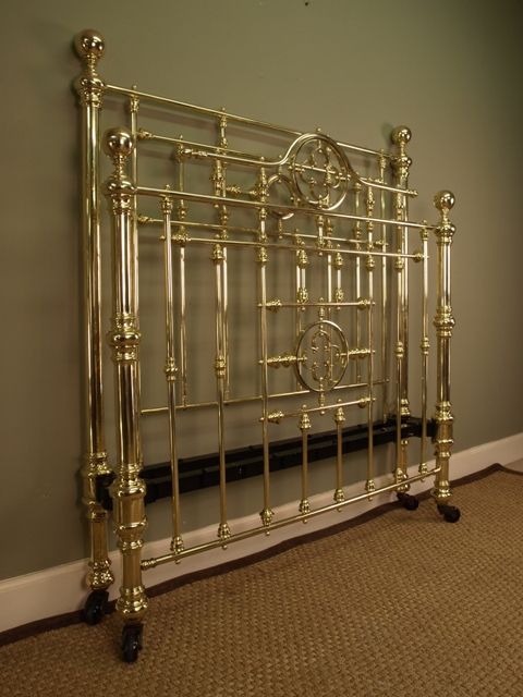 fig 1. A Superb Quality Victorian Brass Bed - 4ft6 (double)
