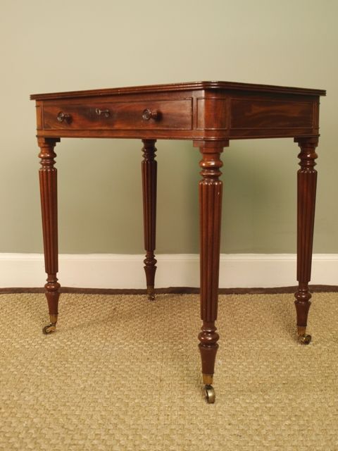 A Superb Gillows Mahogany Chamber Table