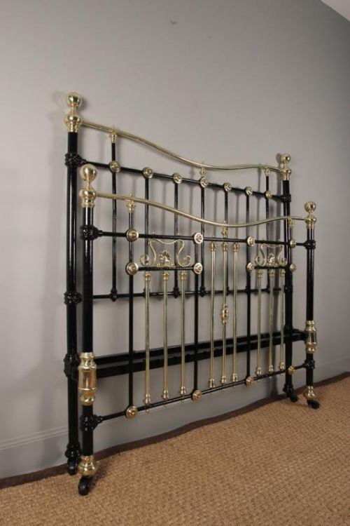 fig 1. Beautiful Victorian Brass & Iron Double Bed - 4ft6
