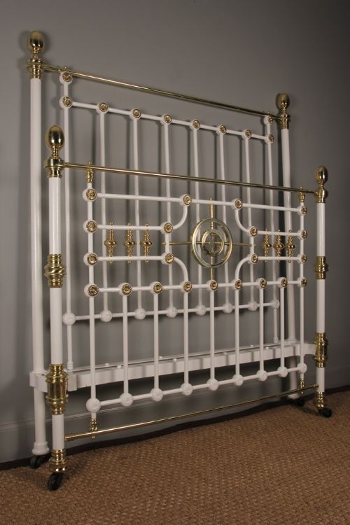 fig 1. Victorian Brass & Iron Double Bed (4ft6)
