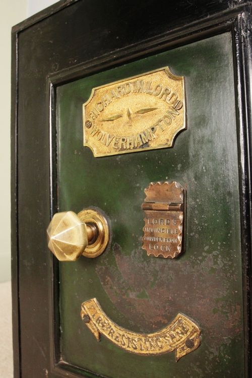 fig 1. Victorian Cast Iron Safe - Richard M Lord