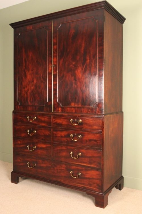 Fine Chippendale Period Linen Press