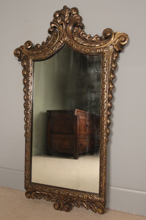 19th Century Acanthus Carved Giltwood Mirror