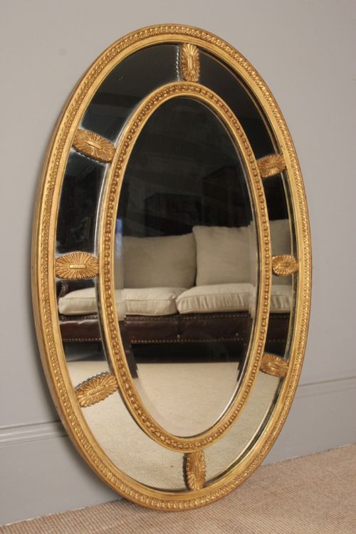 Pretty Oval Giltwood Margin Mirror