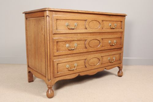 19th C. Solid Oak Chest of Drawers