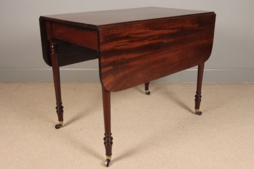 Gillows Solid Mahogany Pembroke Table