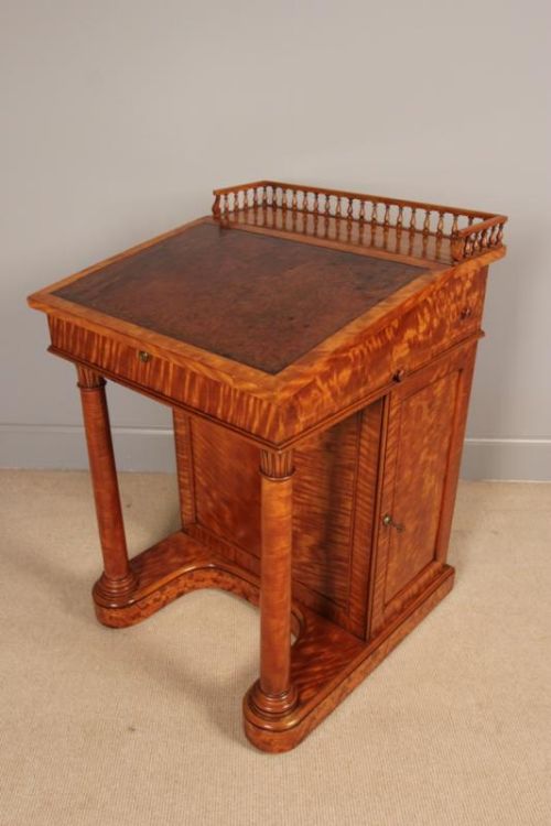 A Fine Quality Gillows Satinwood Davenport