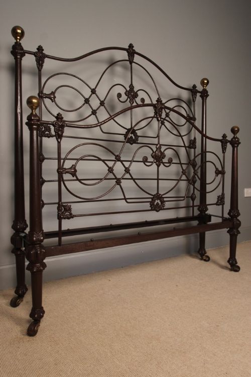 Rare 19th C Cast Iron Bed Original Paint 4ft 6 (Double)