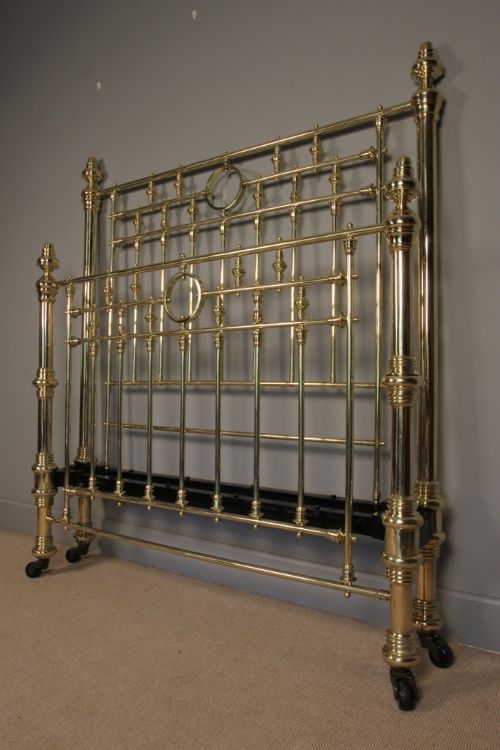 fig 1. 19th C. Beautiful Brass 4ft6 Bed (double)