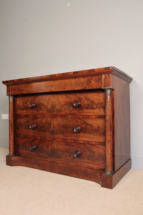 A Superb English Mahogany Chest of Drawers