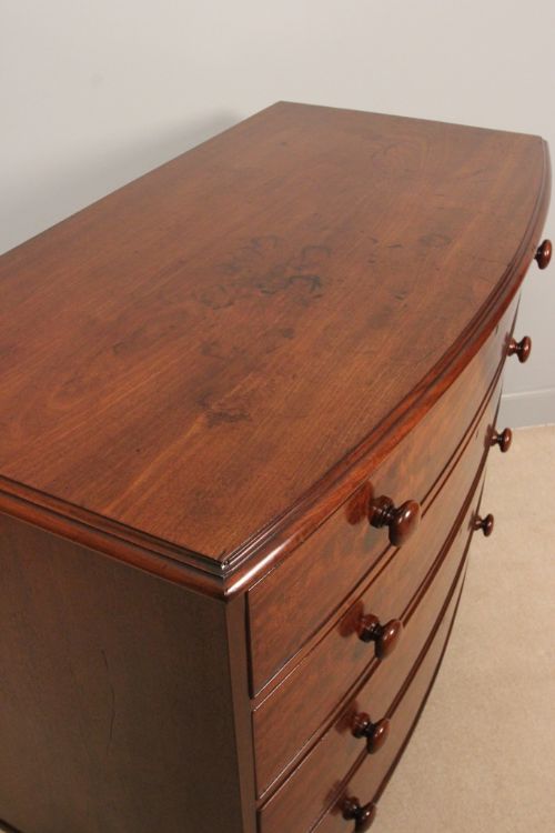 fig 3. Fine Gillows Country House Chest of Drawers
