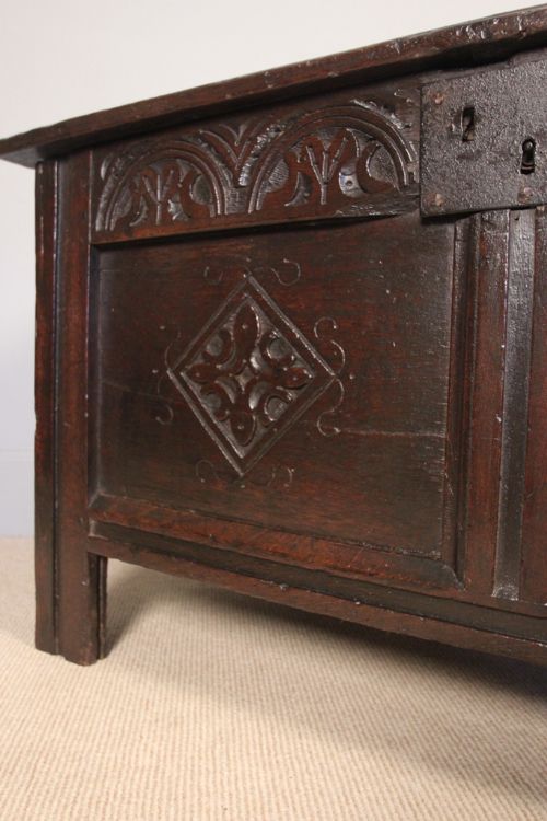 fig 5. 17th C. Small Oak Coffer