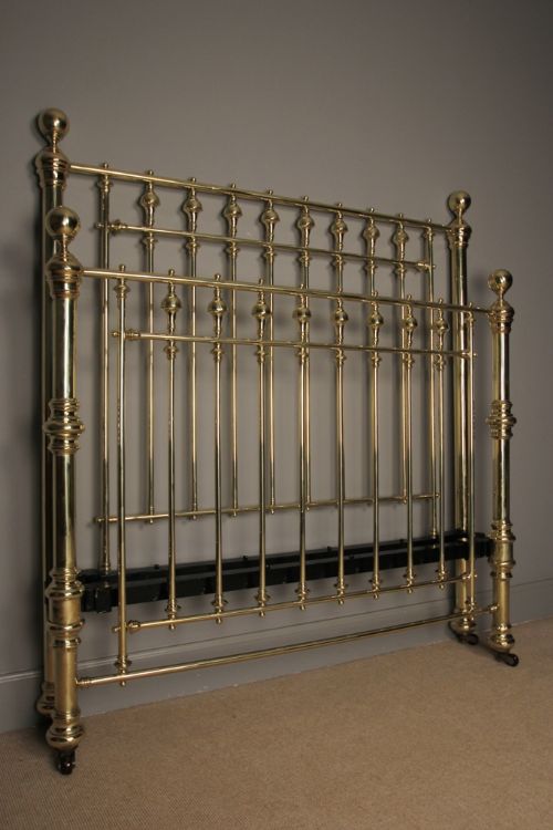 fig 1. Fine Quality Brass 4ft6 Bed (Double)
