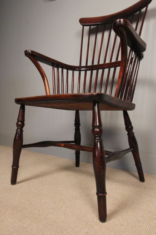 19th C Large Thames Comb Back Windsor Chair