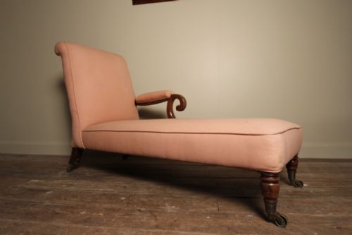 Small 19th C. Irish Chaise Longue by William & Gibton of Dublin