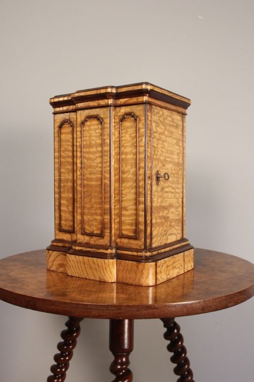 fig 2. Fine Holland & Sons Jewellery Cabinet