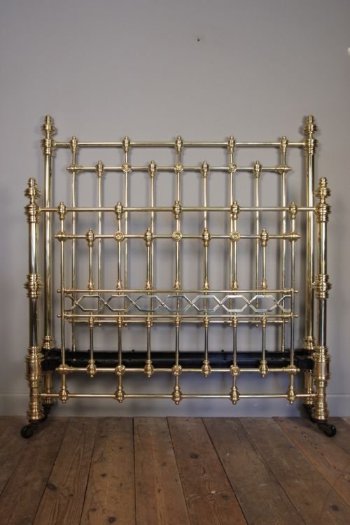 Superb Quality Cast Brass Double Bed 4 Ft 6"