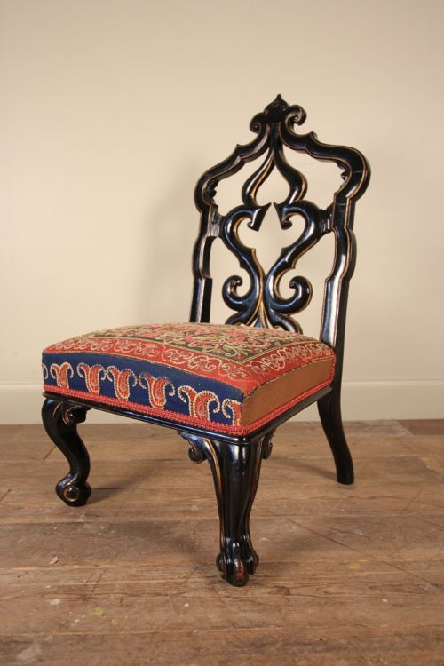 Small Aesthetic Lacquered & Gilt Chair