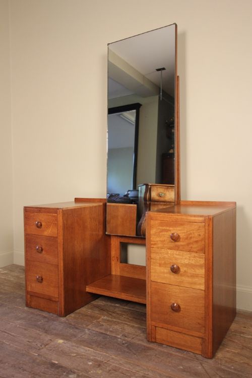 Heals Oak Dressing Table