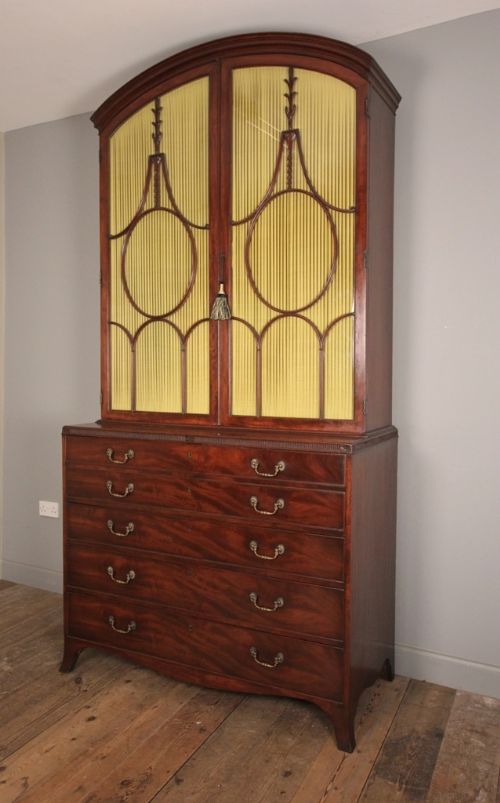 fig 1. Superb 18th C. Mahogany Secretaire Bookcase
