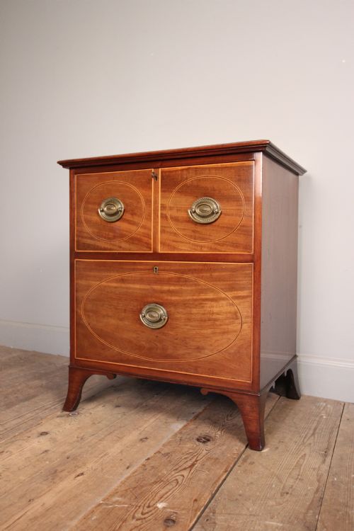 Georgian Mahogany Bedside Chest