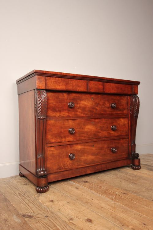 Superb Small William IV Mahogany Chest of Drawers