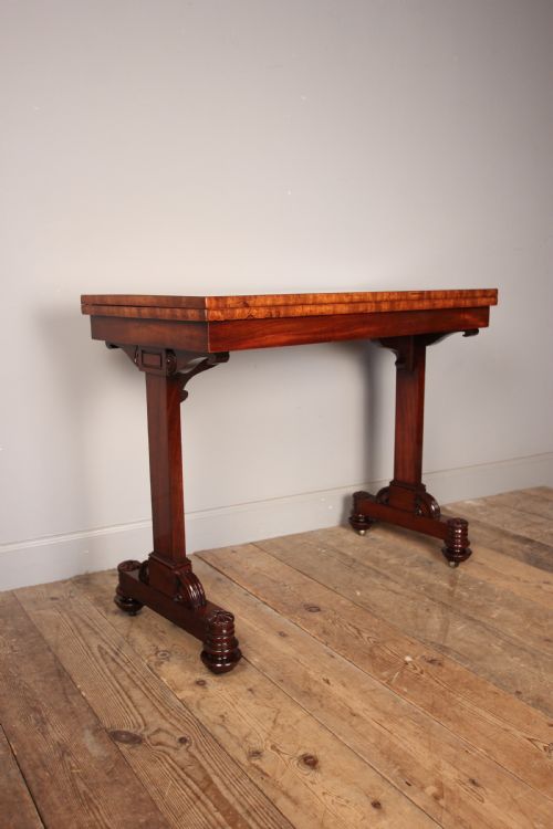 fig 1. T&G Seddon Mahogany Metamorphic Games Table
