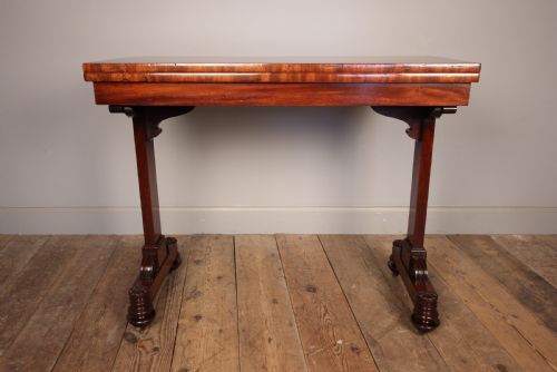 fig 2. T&G Seddon Mahogany Metamorphic Games Table