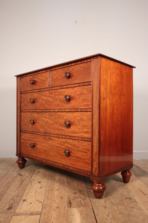 Large George IV Mahogany Chest of Drawers