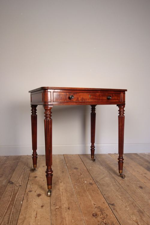 fig 1. Superb Gillows Mahogany Chamber Table