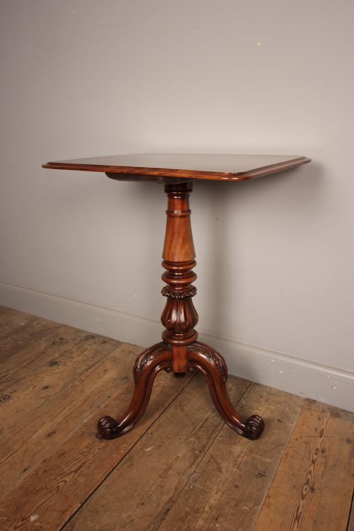 Gillows Mahogany Tripod Table