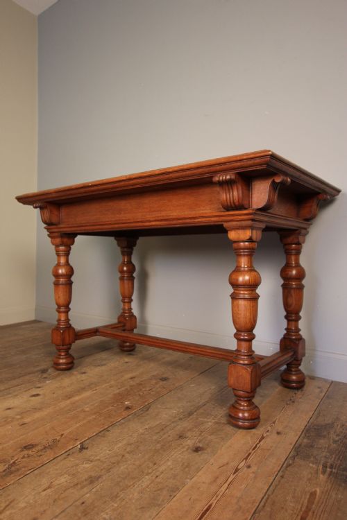 Howard & Sons Oak Centre Table / Island