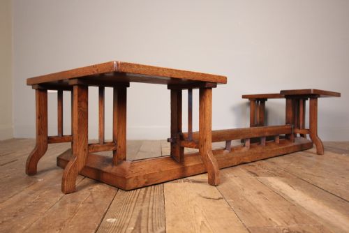 Stylish Arts & Crafts Oak Club Fender
