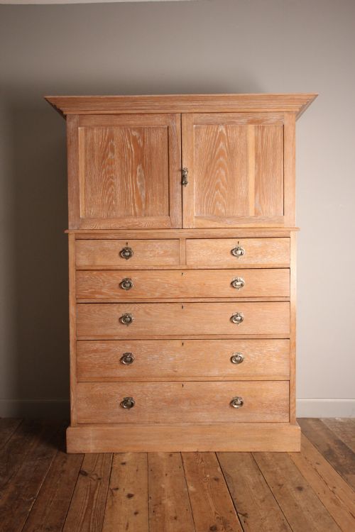 Stylish Arts & Crafts Oak Cabinet on Chest  Tallboy