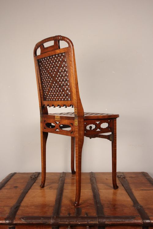 fig 1. Taprell Holland & Sons Campaign Chair
